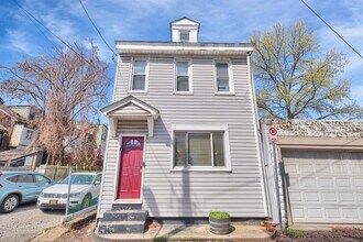 17 Cunliffe Wy in Pittsburgh, PA - Building Photo - Building Photo