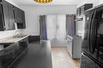 518 44th St in Oakland, CA - Building Photo - Building Photo