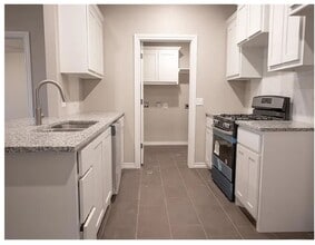 410 Grove in Perry, OK - Building Photo - Building Photo