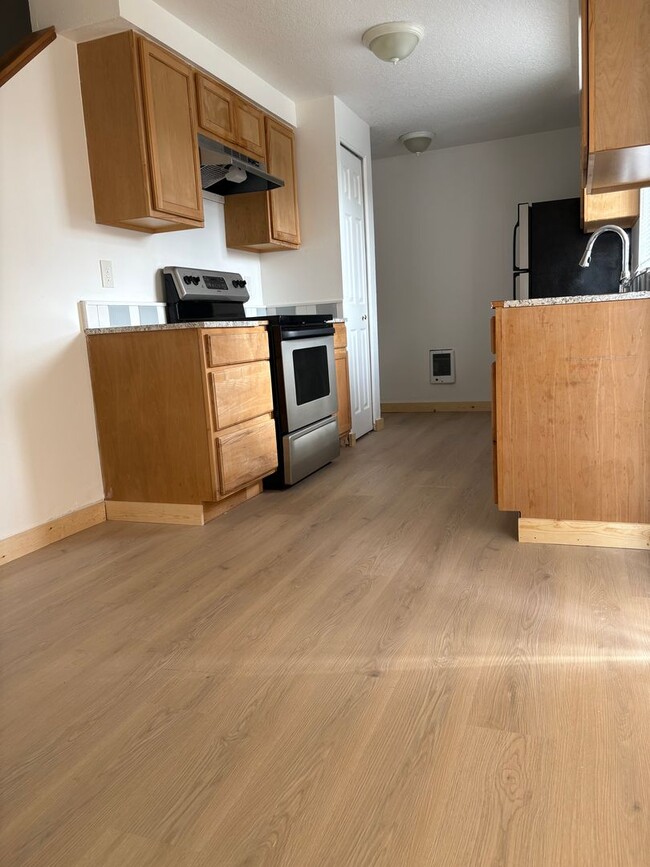 property at 3008 SE 38th Ct