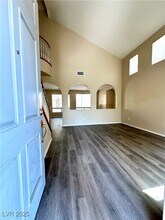 11740 Via Esperanza St in Las Vegas, NV - Building Photo - Building Photo