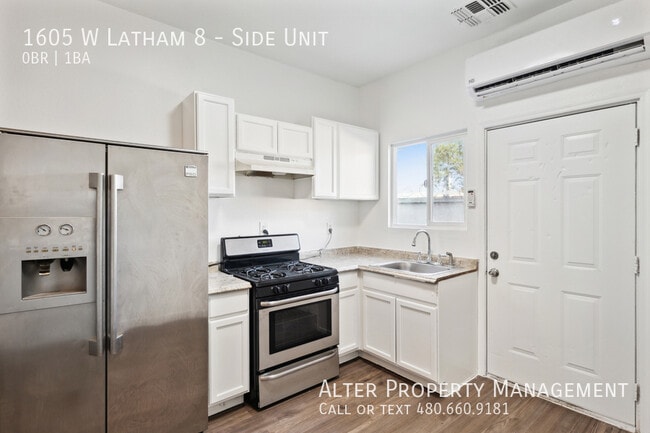 1605 W Latham St in Phoenix, AZ - Building Photo - Building Photo
