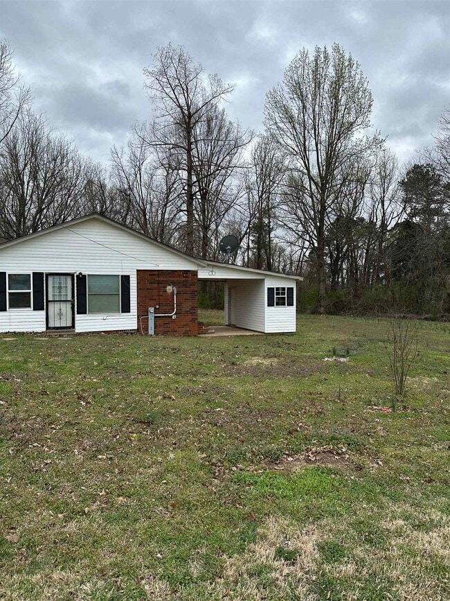 8859 Wilkinsville Rd in Millington, TN - Building Photo - Building Photo