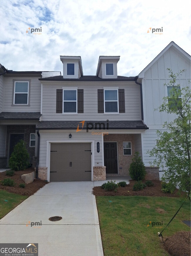 property at 220 Kenoot Dr
