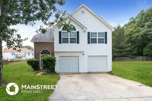 2051 Registry Ct in Hampton, GA - Building Photo