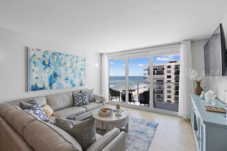 3450 S Ocean Blvd in Palm Beach, FL - Building Photo - Building Photo