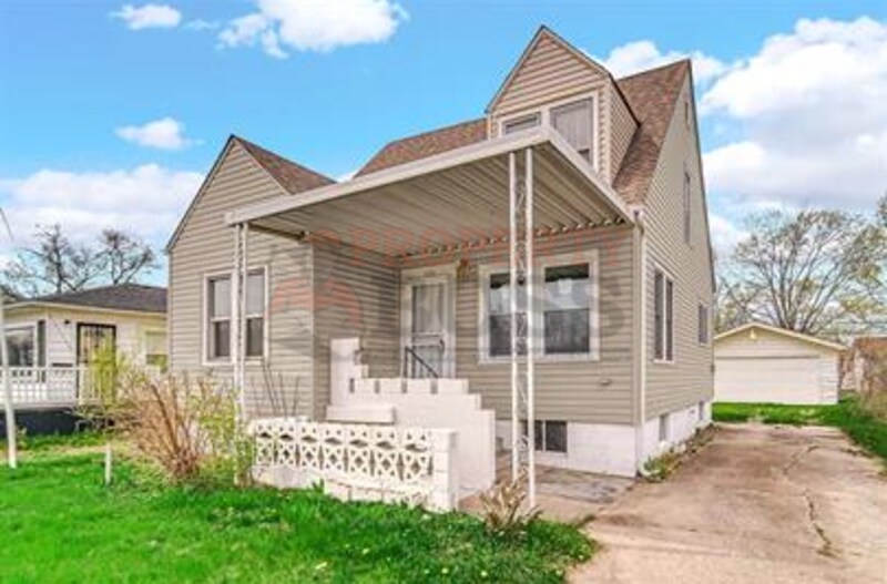 2208 Taney Pl in Gary, IN - Building Photo