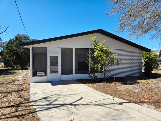 property at 843 42nd St S