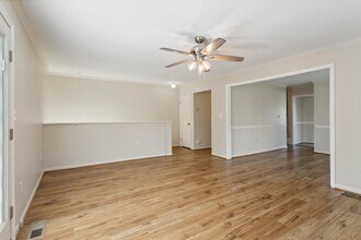 17 Miles Cary Mews in Hampton, VA - Building Photo - Building Photo