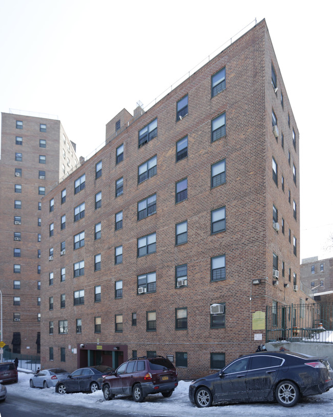 2 Brook St in Yonkers, NY - Foto de edificio - Building Photo
