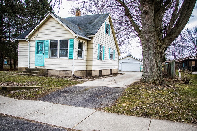 property at 3060 Barry St