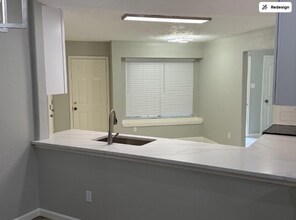 2812 Forest Hills Dr in League City, TX - Building Photo - Building Photo