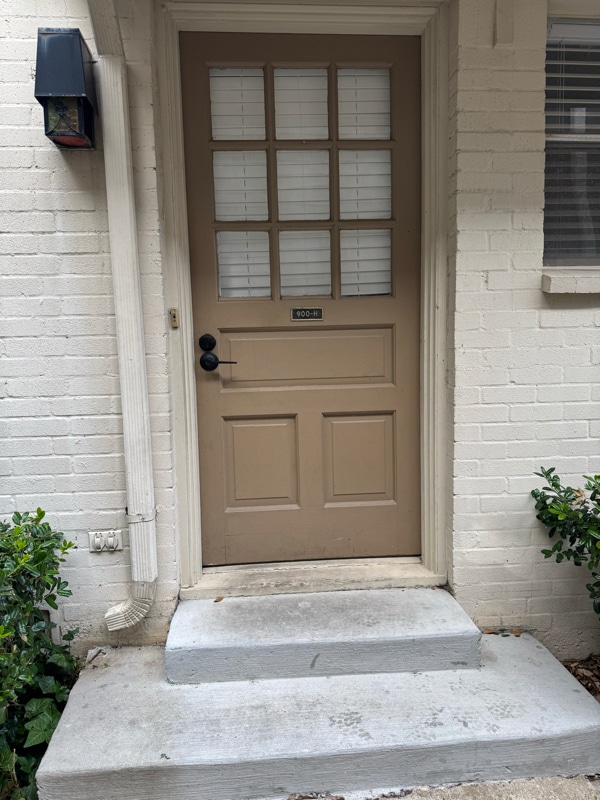 property at 900 S Weatherred Dr