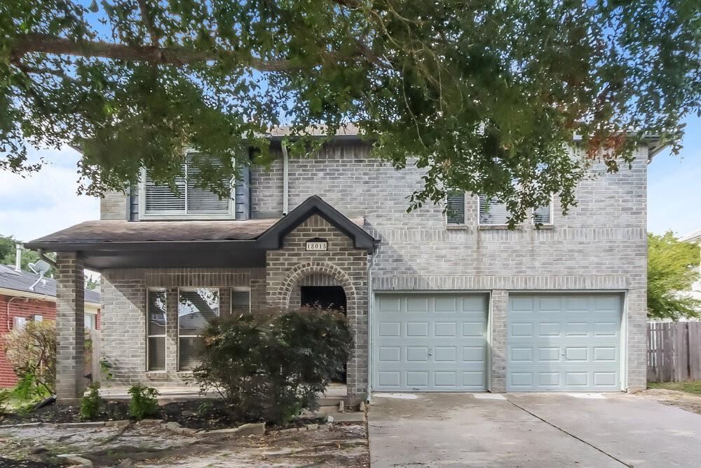 18015 Hobby Forest Ln in Humble, TX - Foto de edificio