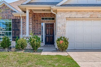 24602 Forest Canopy Dr in Katy, TX - Building Photo - Building Photo