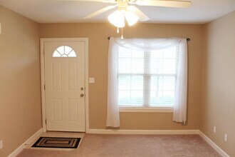 1304 E Brown School Rd in Columbia, MO - Building Photo - Building Photo