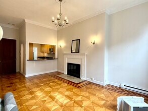 181 Beacon St, Unit 1R in Boston, MA - Foto de edificio - Building Photo