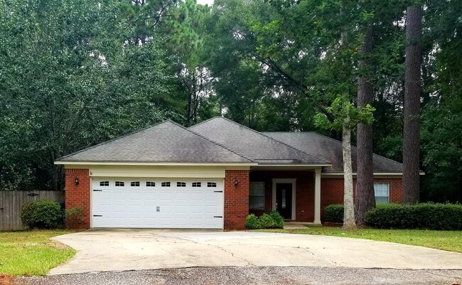 property at 105 Diane Cir