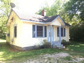 880 Sunset Dr in Athens, GA - Building Photo - Building Photo