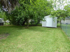 2165 Tuskegee Rd in Jacksonville, FL - Building Photo - Building Photo
