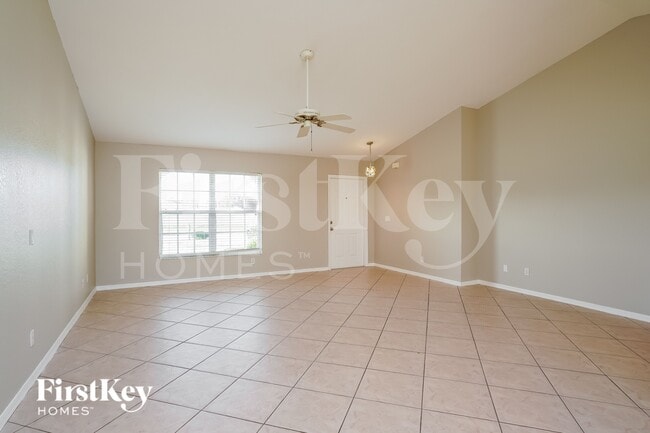 2223 NE 1st Terrace, Unit 01 in Cape Coral, FL - Building Photo - Building Photo