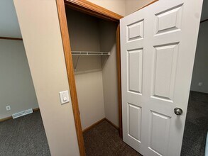 11701 Cascade Cir in Romeo, MI - Foto de edificio - Building Photo