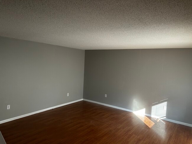301 Emerald Dr in Bristol, VA - Building Photo - Building Photo