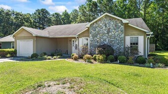 2014 Hunters Ridge Dr in Piney Green, NC - Building Photo