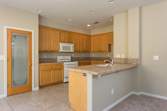 2147 Collet Quarry Dr in Rocklin, CA - Building Photo - Building Photo