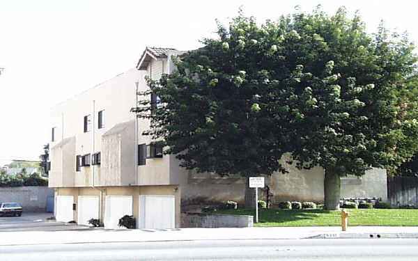 6230-6236 Rosemead Blvd in Temple City, CA - Building Photo