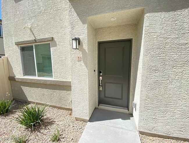 property at 2767 Tahiti Grape Wy