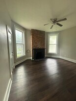 716 Aetna St, Unit 716 in Burlington, IA - Building Photo