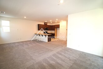 5400 Honker Ct in Rocklin, CA - Foto de edificio - Building Photo