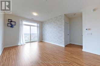 7325 Markham Rd in Markham, ON - Building Photo - Building Photo