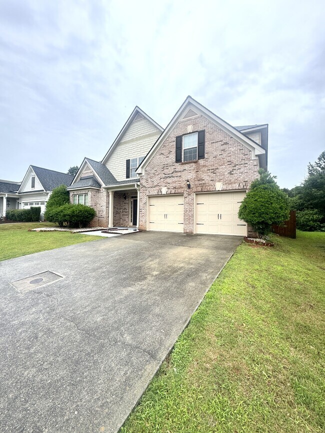 4111 Pearhaven Ln in Gainesville, GA - Building Photo - Building Photo