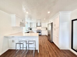 113 Los Robles St in Oxnard, CA - Building Photo - Building Photo