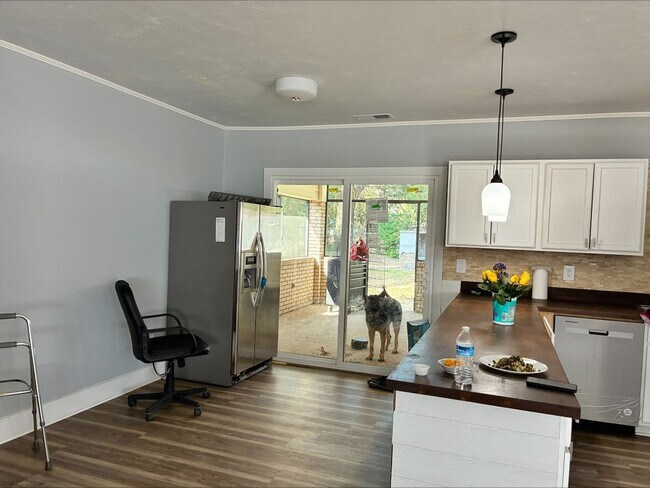 1852 Hopkins Dr in Tallahassee, FL - Building Photo - Building Photo