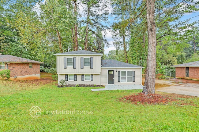 3141 Flat Shoals Rd in Decatur, GA - Building Photo - Building Photo