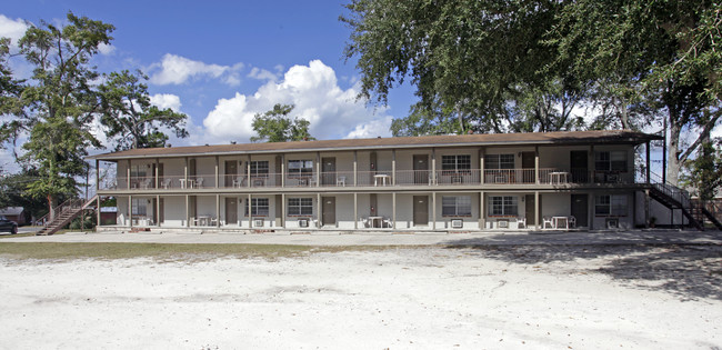 905 SW Sr-247 in Lake City, FL - Building Photo - Building Photo