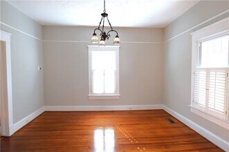 217 Mountain View St in Decatur, GA - Building Photo - Building Photo