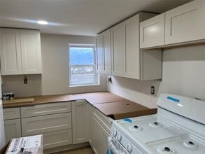 43 California Ave in Hempstead, NY - Building Photo - Building Photo