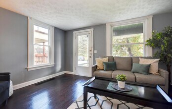 1515 Hawthorne Ave in Columbus, OH - Building Photo - Building Photo