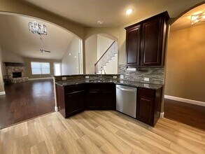 6020 Heather Dr in Grand Prairie, TX - Building Photo - Building Photo