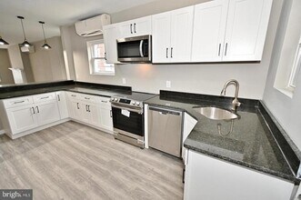 614 N Frazier St in Philadelphia, PA - Building Photo - Building Photo