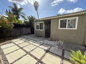 4448-52 Estrella Ave in San Diego, CA - Building Photo