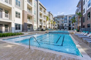 Arise Riverside in Austin, TX - Building Photo