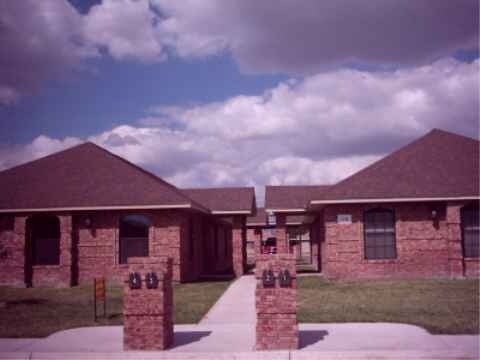 2211 Moonlight Ln in Edinburg, TX - Foto de edificio