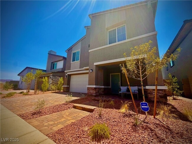 property at 137 Rohan Crst Ave