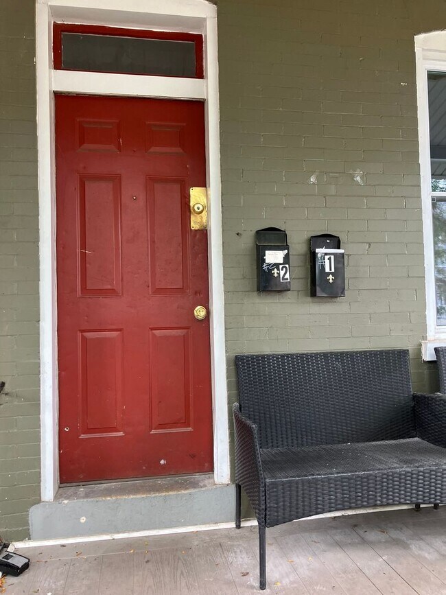 property at 318 S Ann St