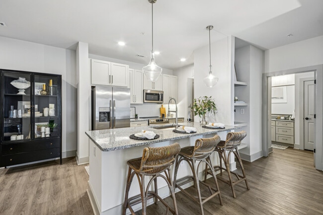The Sutton in Winston-Salem, NC - Building Photo - Building Photo